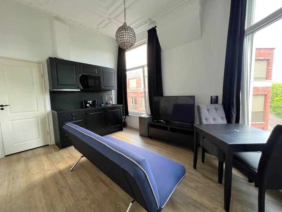 Rotterdam Inn Экстерьер фото