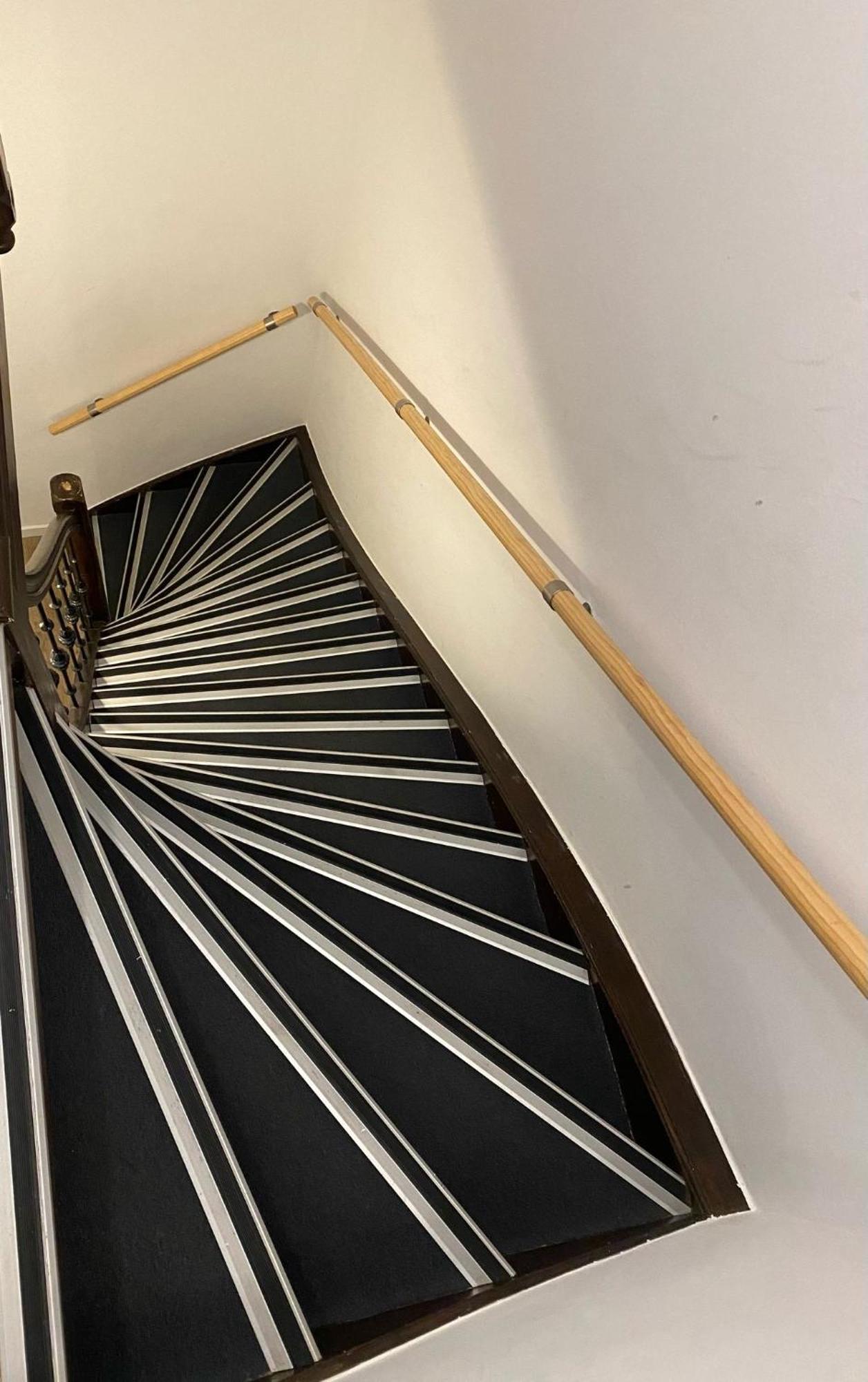 Rotterdam Inn Экстерьер фото